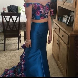 Size 6 prom dress